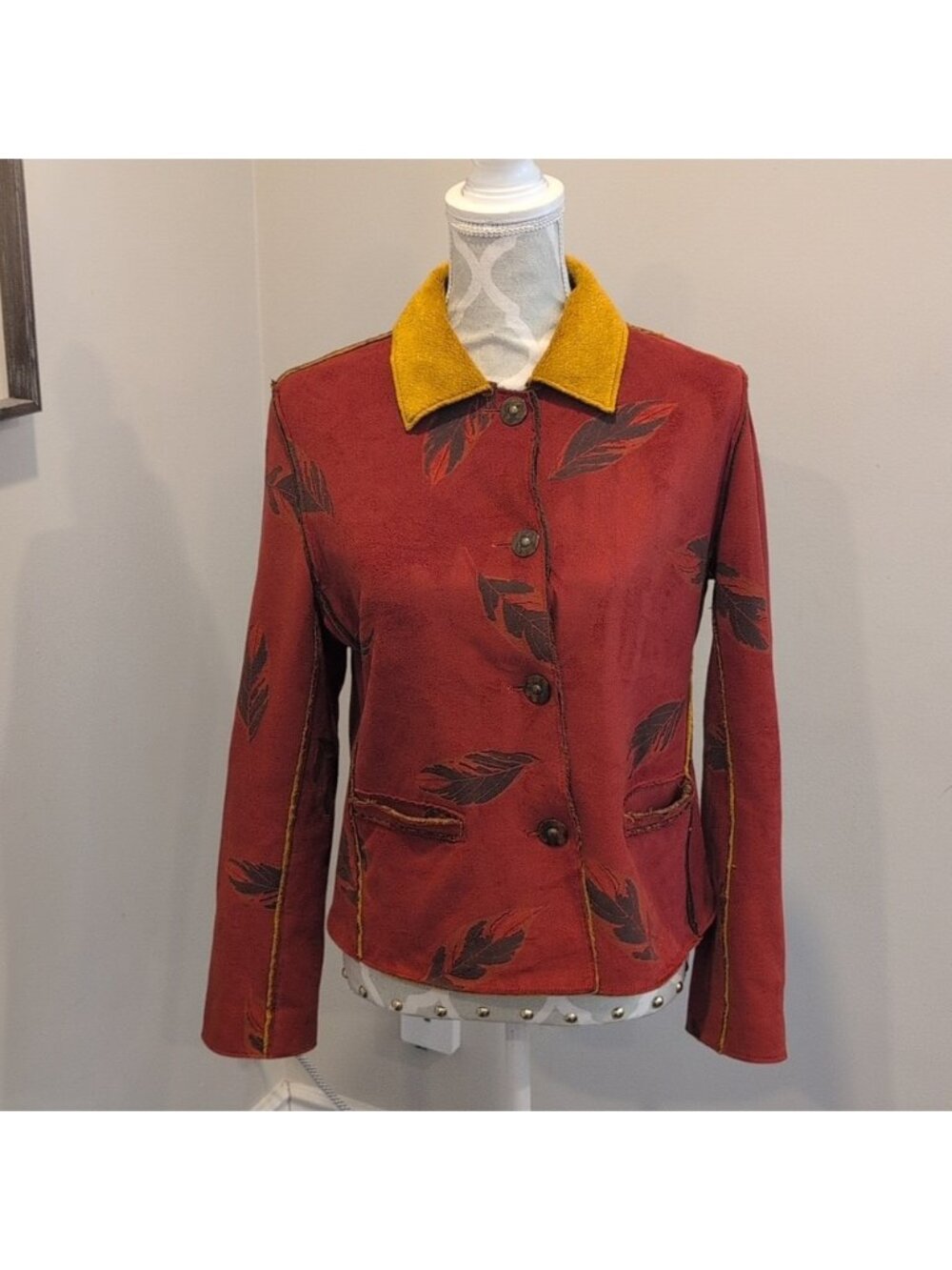Robert Kitchen Womens Faux Suede & Pile Super Soft Jacket Debossed Leaf Print